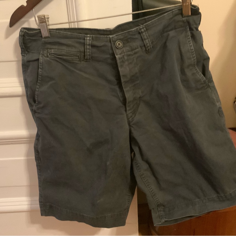 AMERICAN EAGLE shorts.  Size 31.